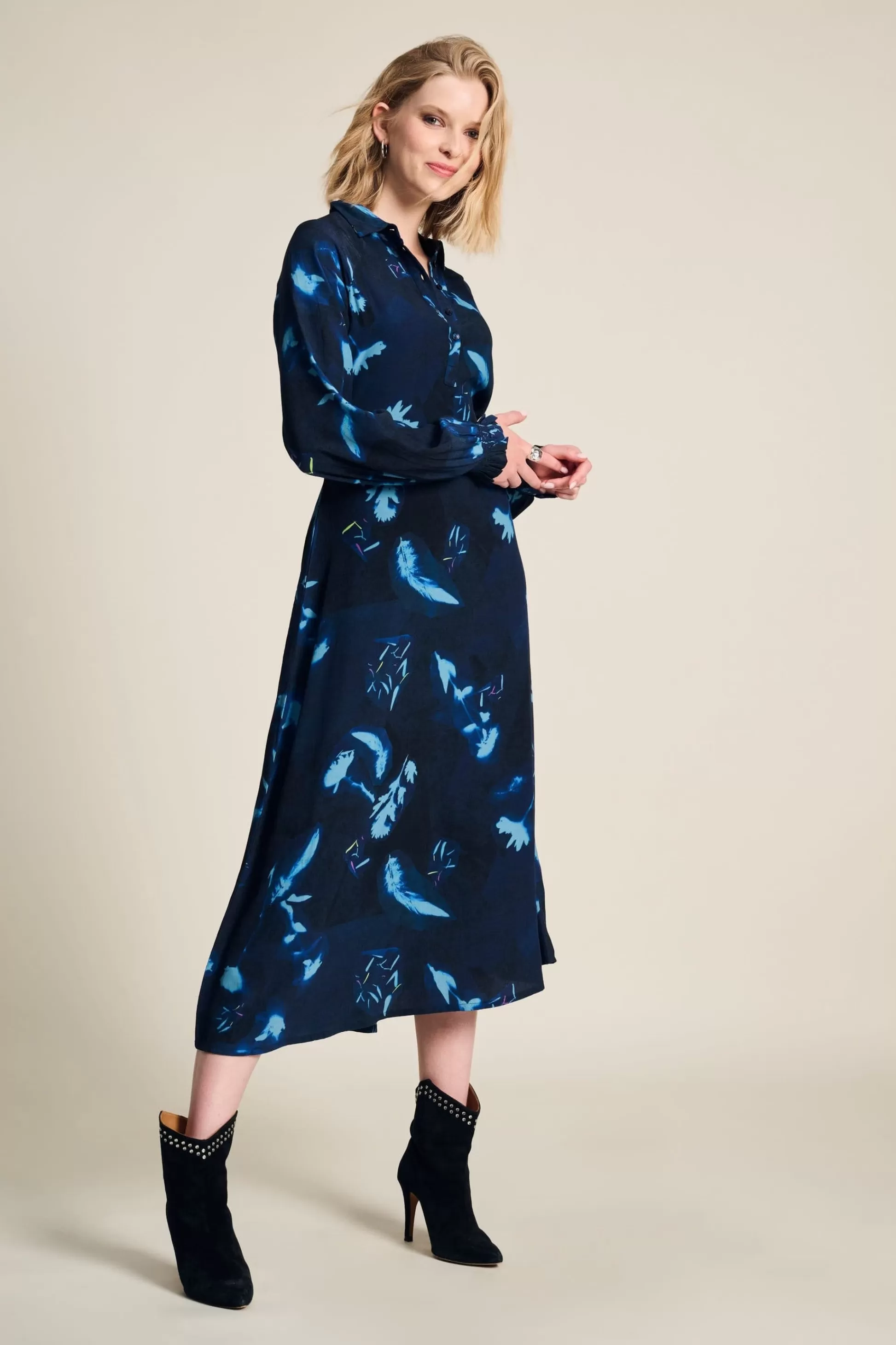 Jurken | POM Amsterdam JURK Blue Feathers and Floral